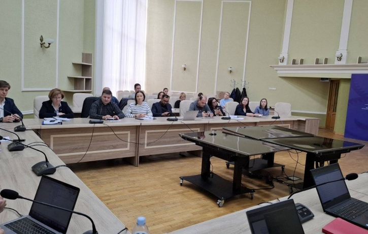 Ședința de lucru cu participarea reprezentanților ABM, comunității bancare, AGE și UNEJ